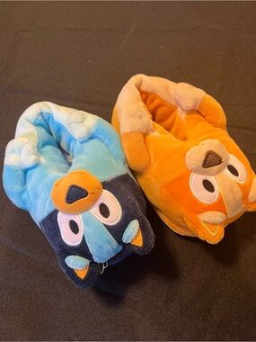 Cute Bluey Plush Slippers - Blue & Orange